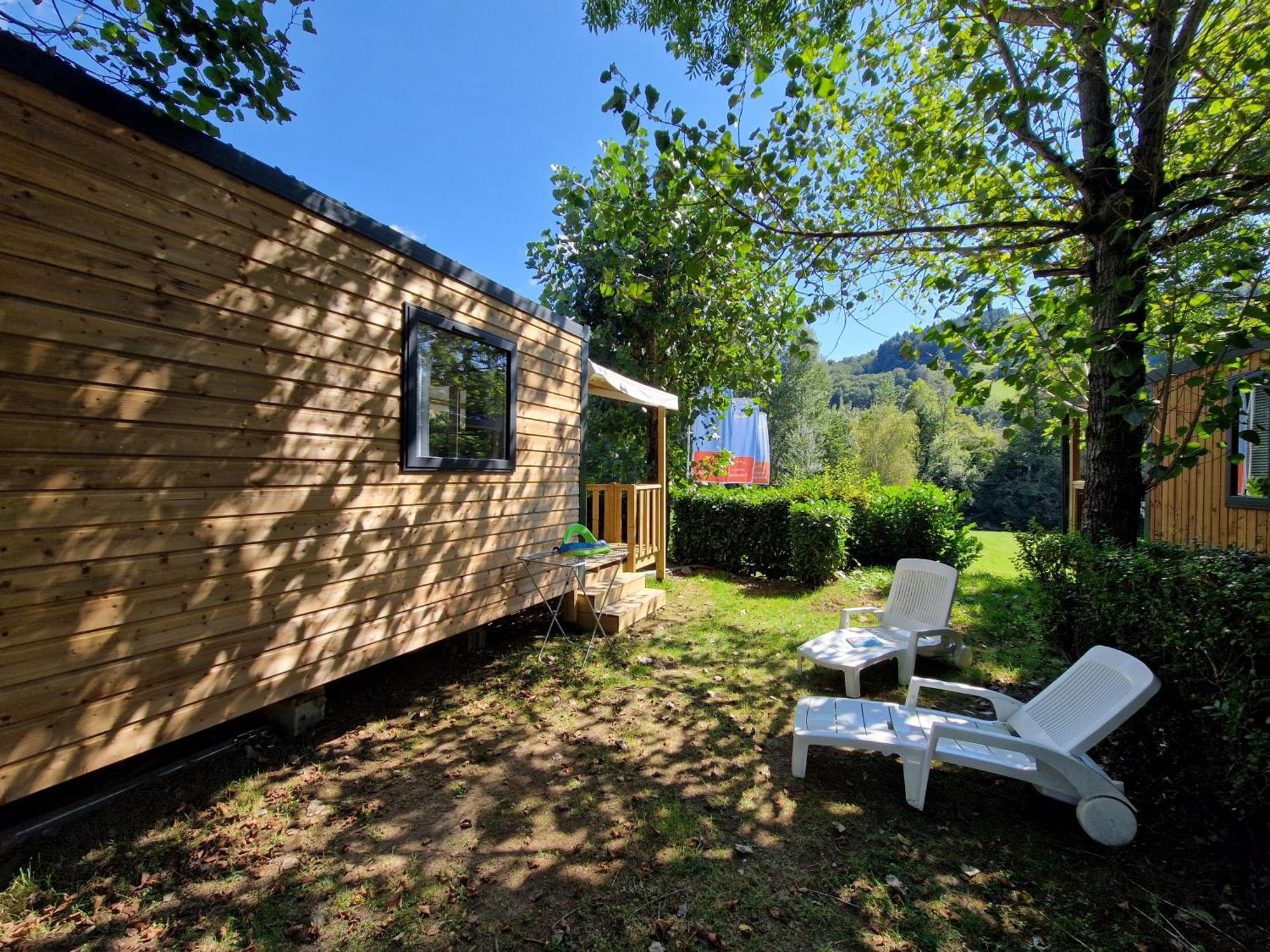 Camping Paradis Marmotel Saint-Geniez-dʼOlt Dış mekan fotoğraf